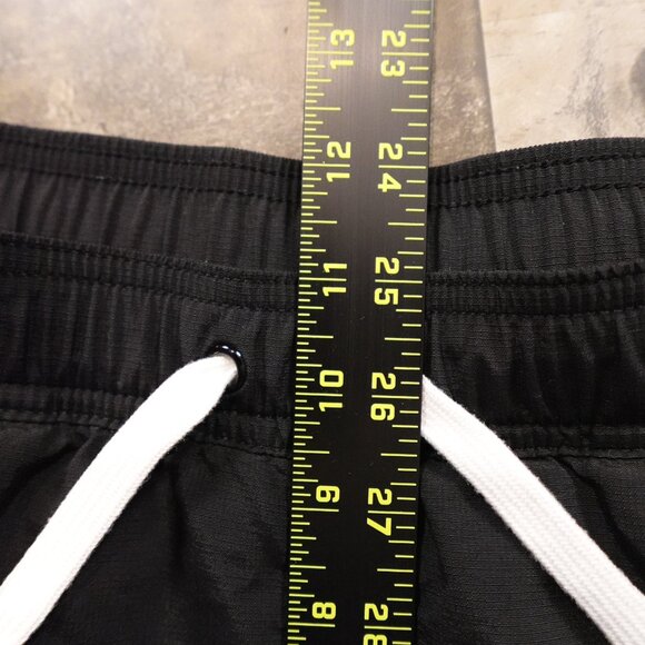 The North Face Action Shorts Men’s Small Black FlashDry Nylon - Picture 9 of 12
